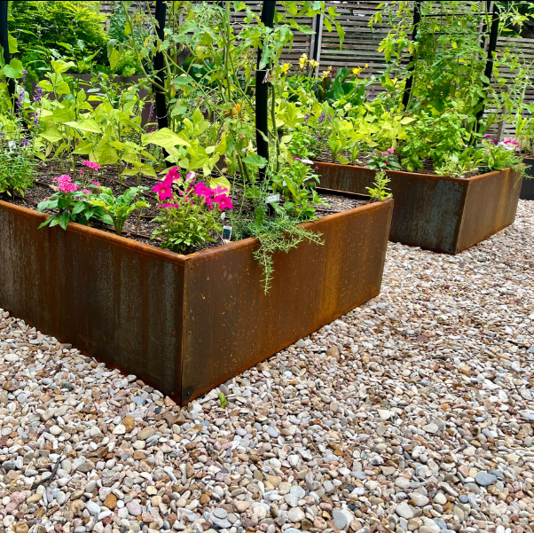 Corten steel modular raised bed corner section for vegetable growing